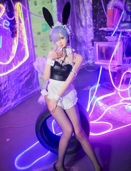 sm调教美女警花少妇